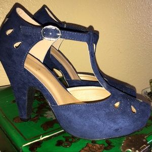 Faux suede T-strap heels